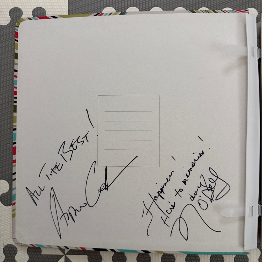 Anderson Live Scrapbook With Photos And Anderson Cooper, Nancy O’Dell Autograph